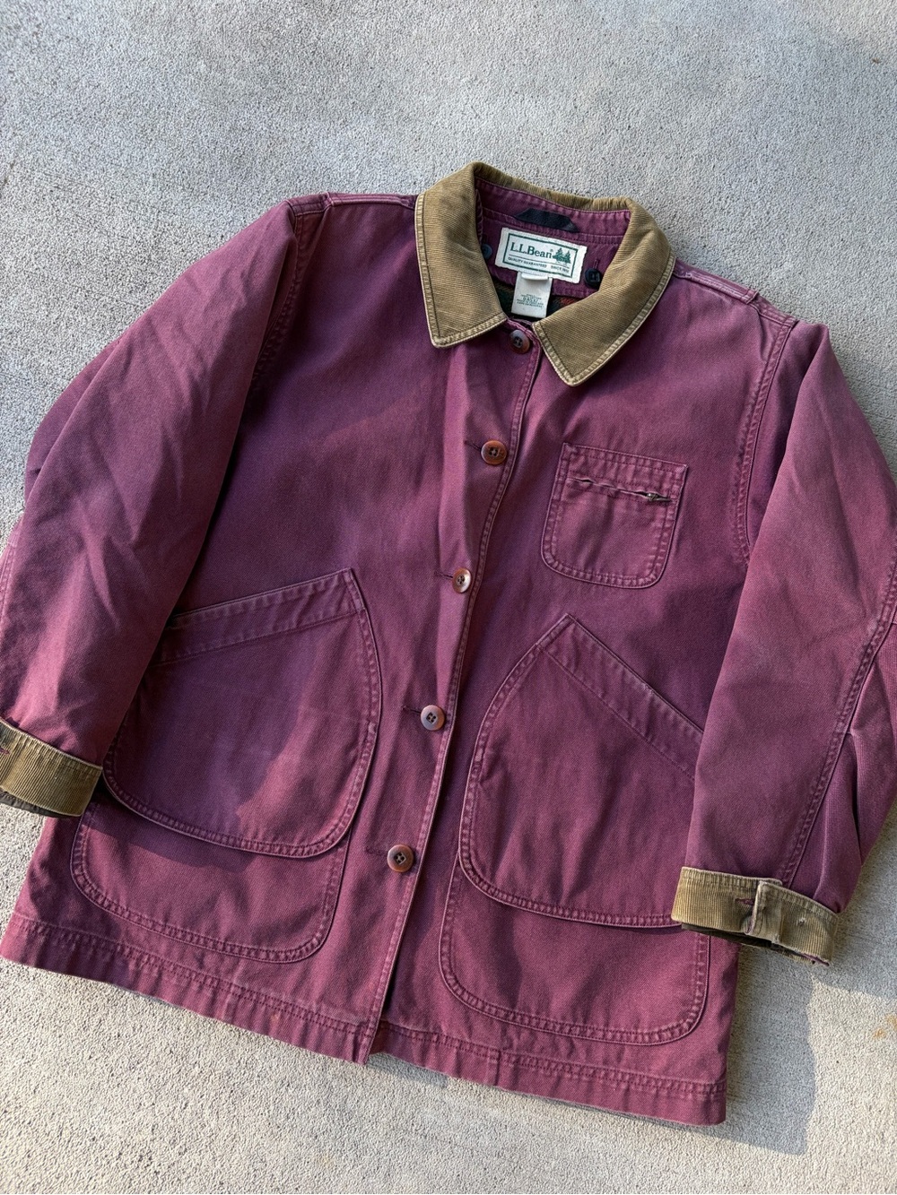 LLbean field coat barn jacket chore plum corduroy plaid lined coat burgundy